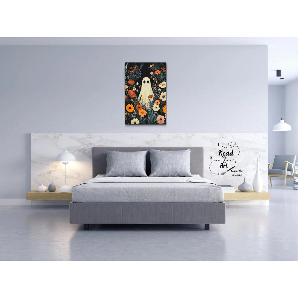 Måla efter nummer – Spöket i blommorna för en lekfull vägg