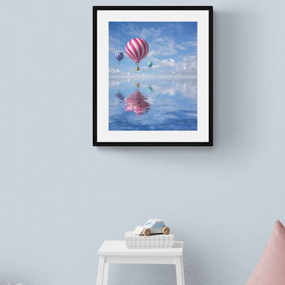 Luftballong som svävar över landskap – paint by numbers tavla